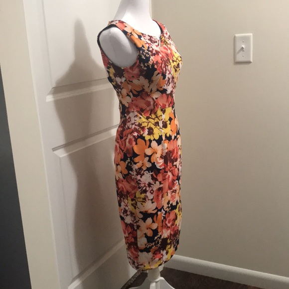 En Focus Studio - Navy Blue Multi-Colored Dress. - Picture 3 of 6